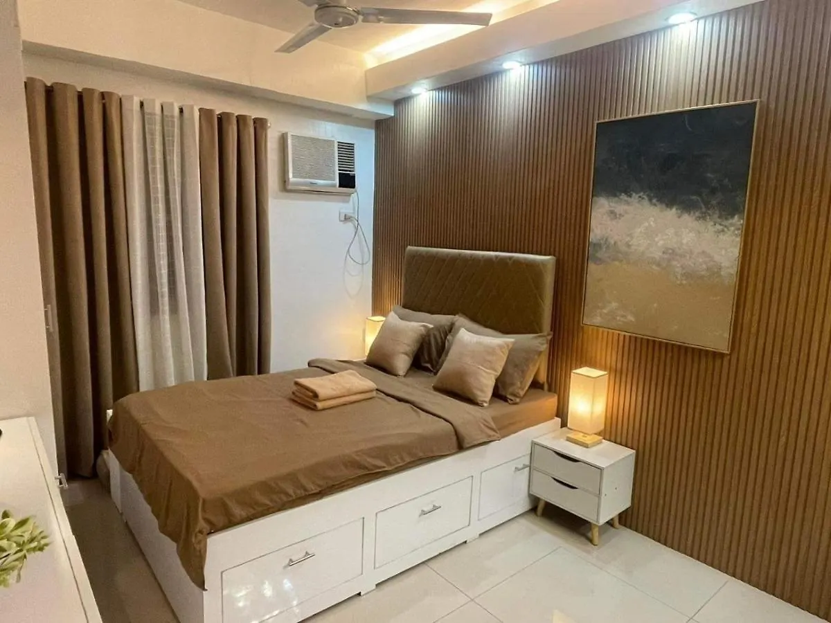 Splendid Suite W/Pay Parking Paranaque City Philippines