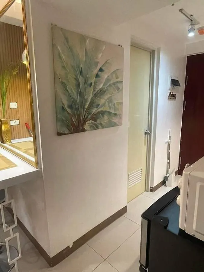 Splendid Suite W/Pay Parking Paranaque City 0*,